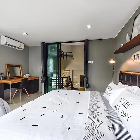 הוילה Modern House Patong Hill - 7 Beds - Kitchen